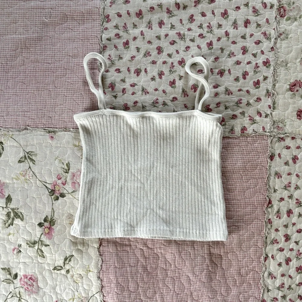 Brandy Melville/John Galt Cream Faye Tank Top - Picture 1 of 3